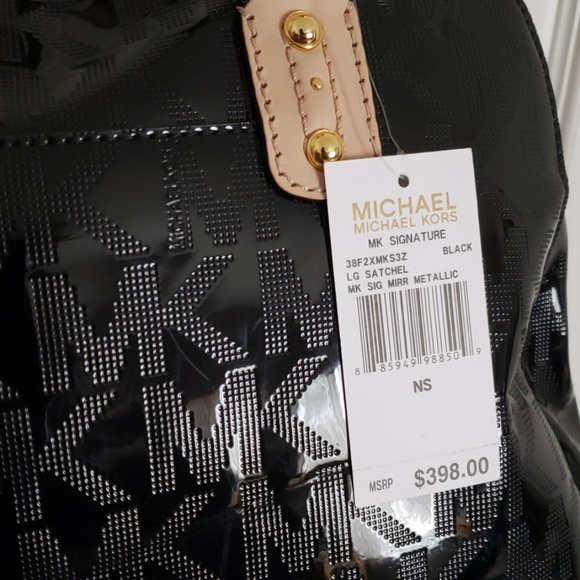 Michael Kors Handbags - Michael Kors handbag